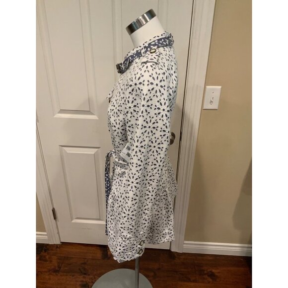 Elevenses White & Chambray Floral Eyelet Patterned Peplum Trench Jacket, Size 12 - Picture 5 of 8